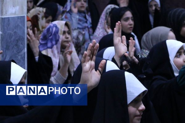 شبِ خلوتِ دل‌ها، آغاز اعتکاف دانش‌آموزی صفادشت در مسجد اباصالح الهمدی