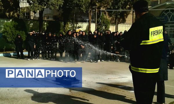 آیین گرامی داشت روزآتش‌نشان در نیشابور