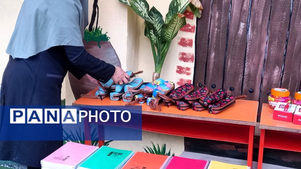 مشارکت مدارس قائمشهر در تهیه بسته‌های آموزشی ویژه دانش‌آموزان کم‌برخوردار 