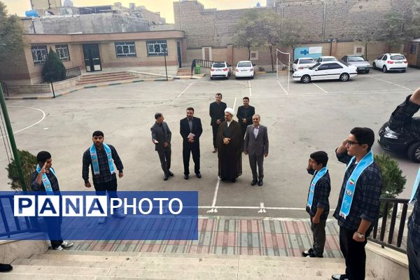 جشن کتاب و گرامیداشت هفته کتاب‌خوانی در مدرسه نمونه دولتی استاد مطهری