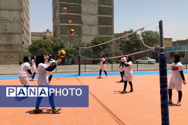 آیین افتتاحیه «طرح شهید سلیمانی» در دبیرستان عرفان ناحیه دو شهرری 