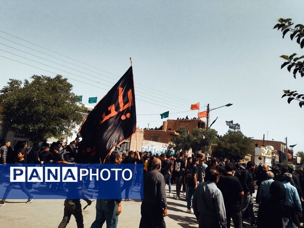 تعزیه خوانی و زنجیر زنی در روستای بزرگ فدیشه نیشابور