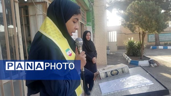 اجرای نرمش صبحگاهی در دبیرستان شهید مجید دهنوی نیشابور