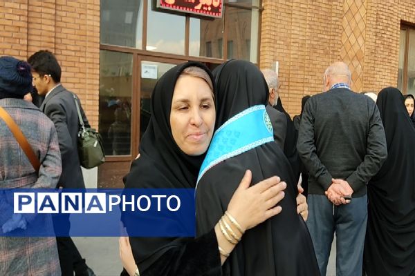 اعزام دانش‌آموزان دختر منتخب سازمان دانش‌آموزی استان اردبیل به سفر معنوی حج عمره مفرده 