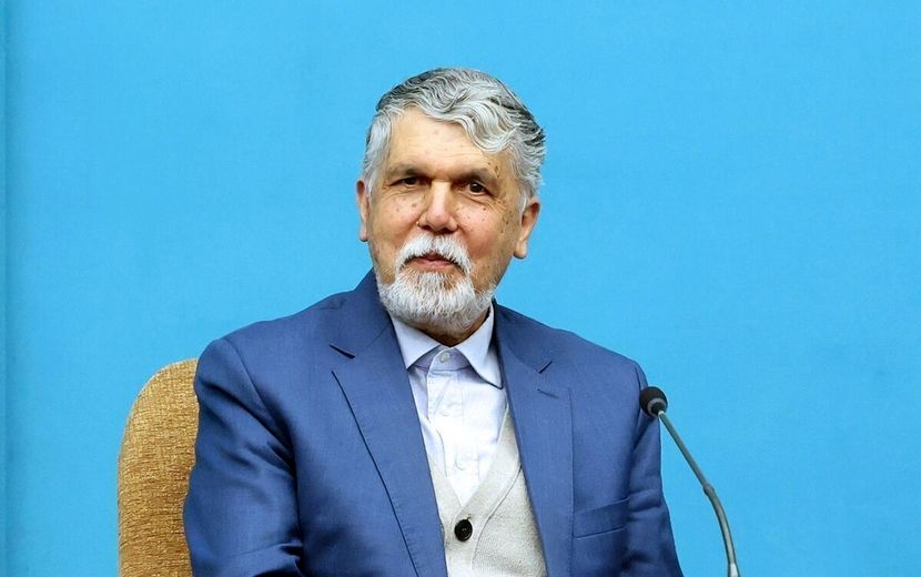 «سرو ایرانی» با ریشه‌های دانایی همچنان استوار ایستاده است