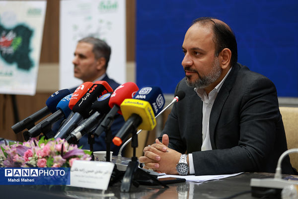 نشست خبری معاون پرورشی و فرهنگی وزیر آموزش‌وپرورش