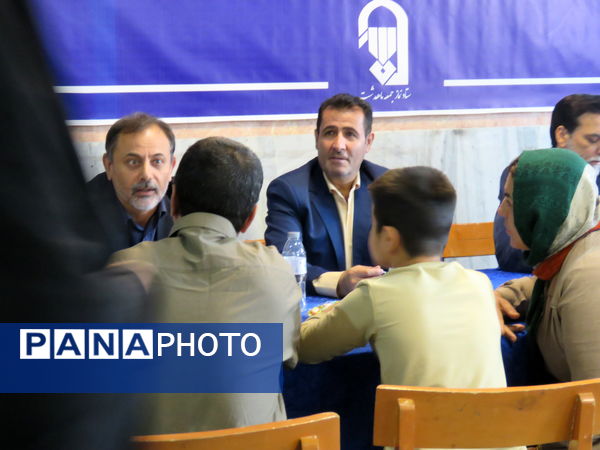 میزخدمت آموزش و پرورش ناحیه ۳ کرج فرصتی برای تعامل مستقیم و رفع مشکلات آموزشی