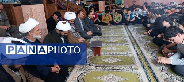 جلوه‌هایی از اعتکاف پسران آشخانه 