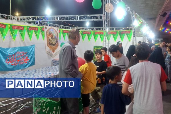 حال و هوای کافه شهدا در شب میلاد نبی اکرم(ص) و امام جعفر صادق (ع)