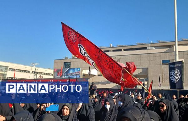 بزرگترین اطعام فاطمی کشور در مراسم استقبال از شهدا