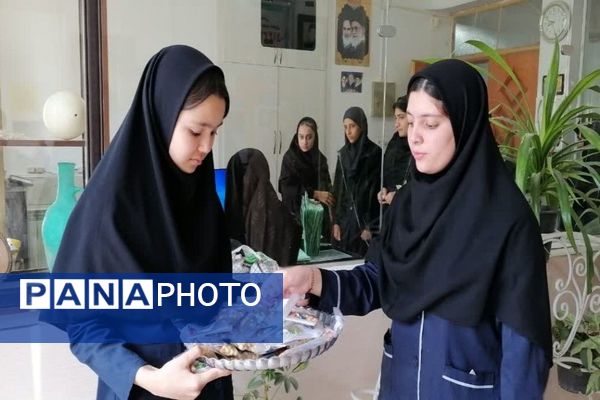 جشن میلاد باسعادت حضرت زینب کبری (س) و روز پرستار در دبیرستان شهید مجید دهنوی نیشابور