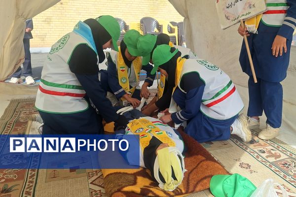 مانور مهارت‌های تشکیلاتی پیشتازان هم‌دل، همفکر و همکار در شیراز