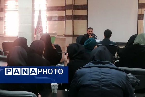 دورهمی هنر و آموزش: کارگاه تئاتر درسی در فیروزکوه