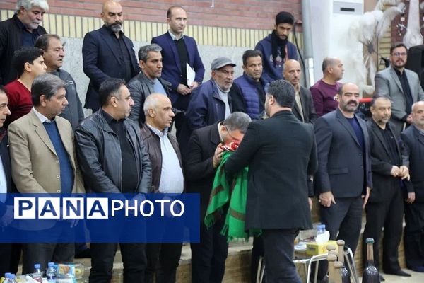 مراسم گلریزان و جمع آوری کمک‌های مردمی در زورخانه پهلوانی سیدالکریم (ع)