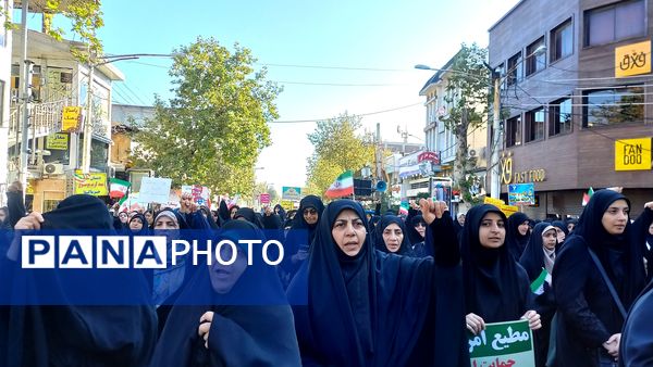 راهپیمایی ۱۳ آبان در قائمشهر