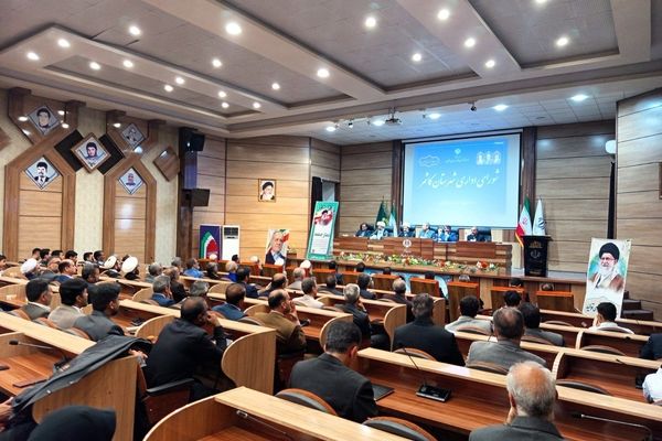 جلسه شورای اداری کاشمر
