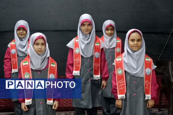  جشن «گل‌های زهرایی» در حسینیه شهدا با حضور دانش‌آموزان دبستان شهید طهرانی‌مقدم