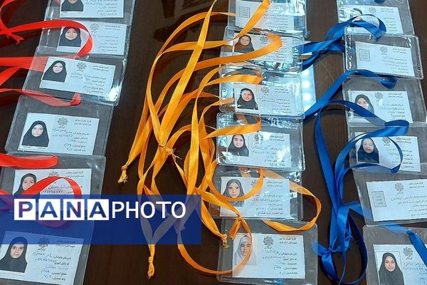 برگزاری جلسه همیاران مشاور در دبیرستان بعثت ناحیه یک شهرری