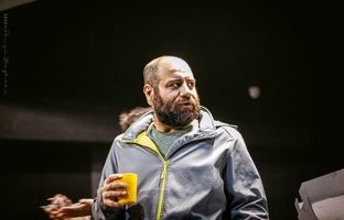 شاهو رستمی، نمایش «قصاب» را در تئاترشهر روی صحنه می‌برد