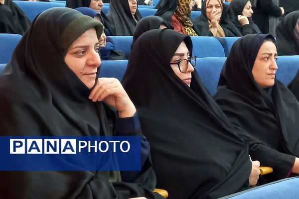  همایش بانوان مقاومت در قرچک