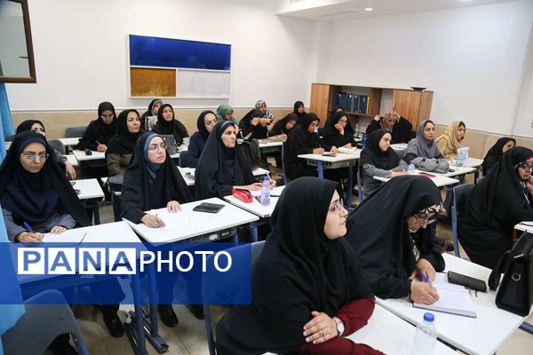 دومین دوره کمک‌های اولیه و امداد ویژه معلمان شهر کرمان