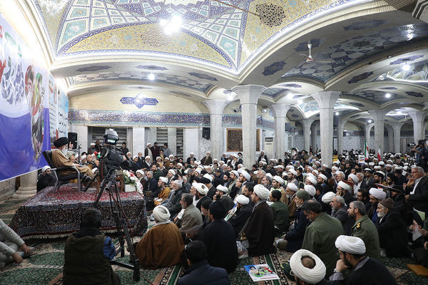 آیین بزرگداشت دهه بصیرت و مقاومت در قم