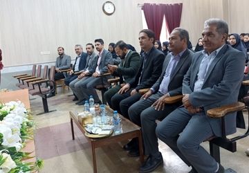 جشن جوانه‌ها در دبیرستان آرمیتا مصلی‌نژاد