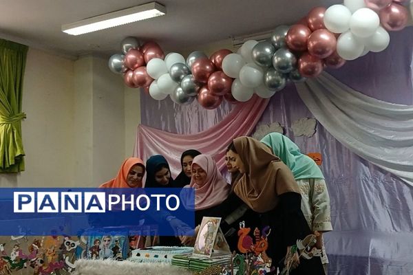 جشن الفبای کلاس اولی‌های دبستان معراج بهارستان۲