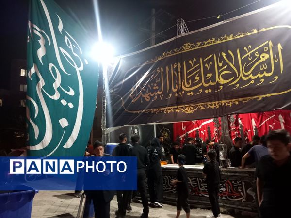 برگزاری مراسم شب تاسوعای حسینی