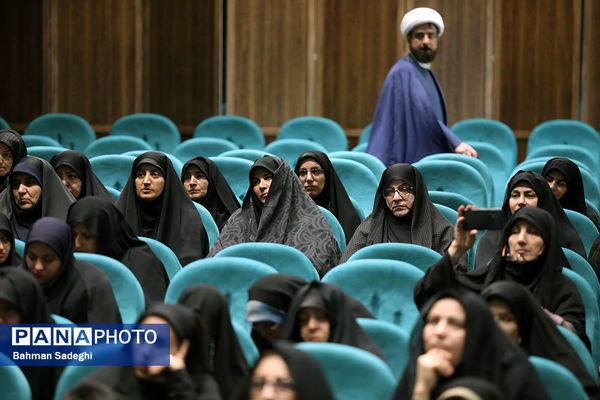 نخستین اجلاس «مدارس آینده در مدار انقلاب اسلامی»