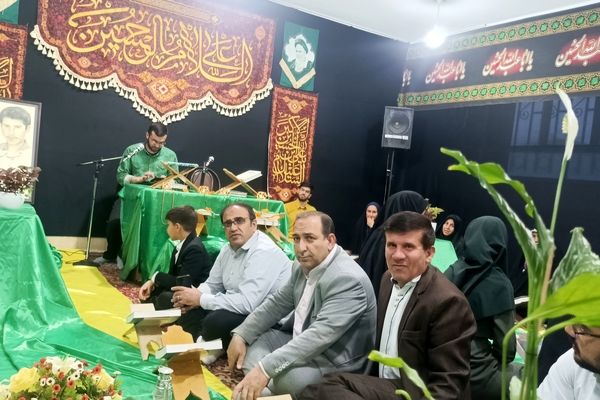 محفل انس با قرآن همراه با ضیافت افطاری ناحیه یک شیراز