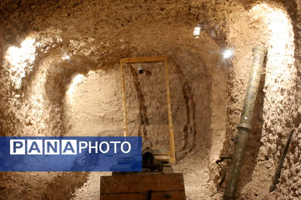 بازدید دانش‌آموز خبرنگاران پانا یزد از باغ موزه دفاع مقدس یزد