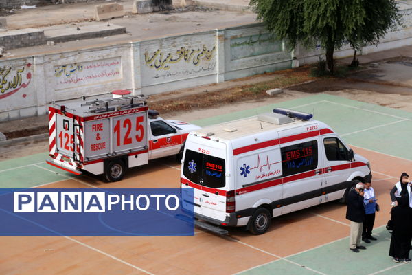 تمرین عملی دانش‌آموزان خوزستان برای بیست و هفتمین مانور سراسری زلزله