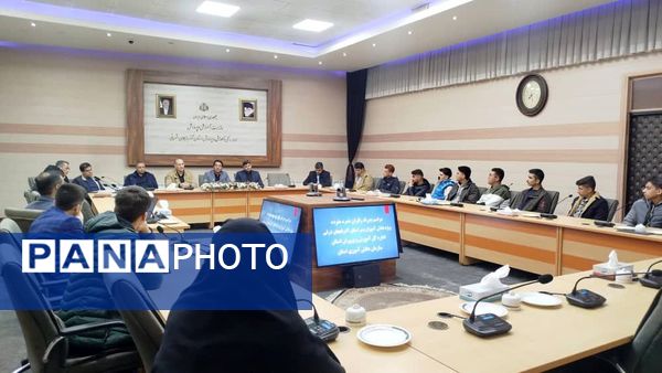 مراسم بدرقه زائران عمره مفرده ویژه دانش‌آموزان پسر استان آذربایجان شرقی