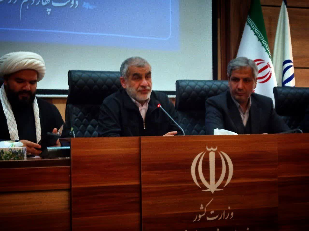 حل مشکلات اقتصادی، کلید پیروزی در جنگ نرم علیه دشمن است