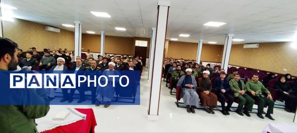  محفل نورانی انس با قرآن کریم در آموزش و پرورش کلات 