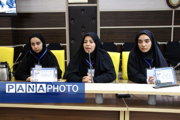 نشست قطب ۵ دوازدهمین دوره مجلس دانش‌آموزی به میزبانی استان آذربایجان شرقی