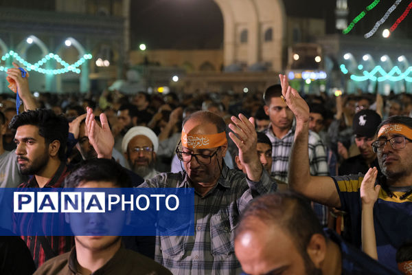 جشن آغاز امامت حضرت مهدی(عج) در مسجد جمکران