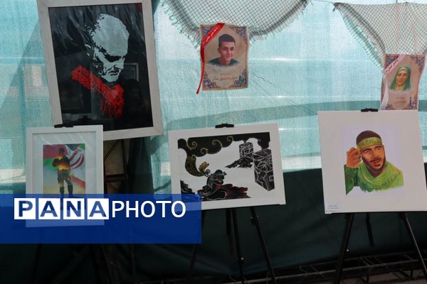 برپایی نمایشگاه مقاومت به مناسبت هفته دفاع مقدس در اداره‌کل آموزش‌وپرورش استان البرز