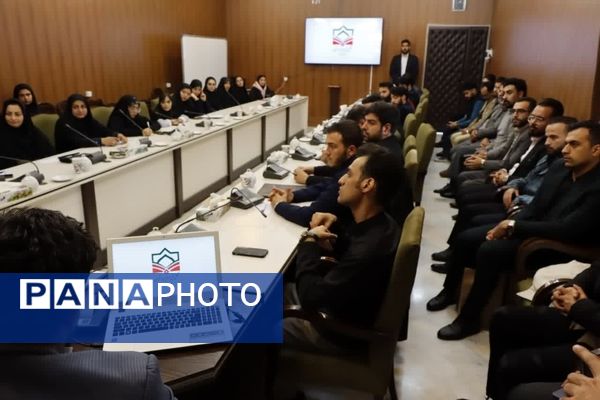 نشست صمیمی شورای عالی استان‌ها با نمایندگان مجمع دانشجویی