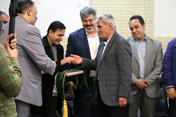 نشست صمیمی‌ دانش‌آموختگان دبیرستان امام رضا(ع) قم در هیات خادم الرضا(ع)-2