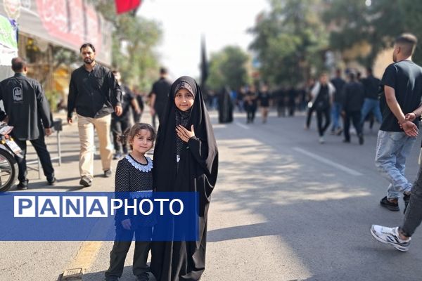 حضور کودکان و نوجوانان در دسته حسینیه اعظم زنجان 