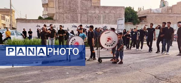  حضور پررنگ نوجوانان وجوانان در تاسوعای حسینی