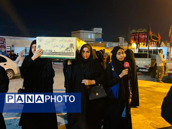 عشق و شور مردم میناب در تشیع پیکر شهدای گمنام