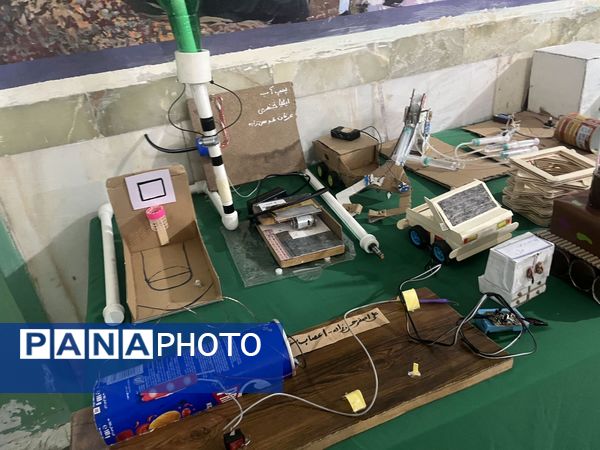 گوشه‌هایی از افتتاحیه جشنواره نوین‌ کاو در حاجی‌آباد