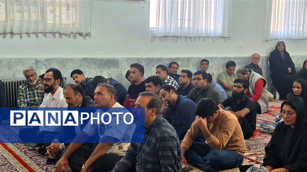 جلسه هدایت تحصیلی با والدین در دبیرستان فیاض 
