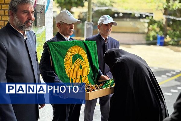 گرامیداشت دهه کرامت در هنرستان ایثار ناحیه یک شهرری