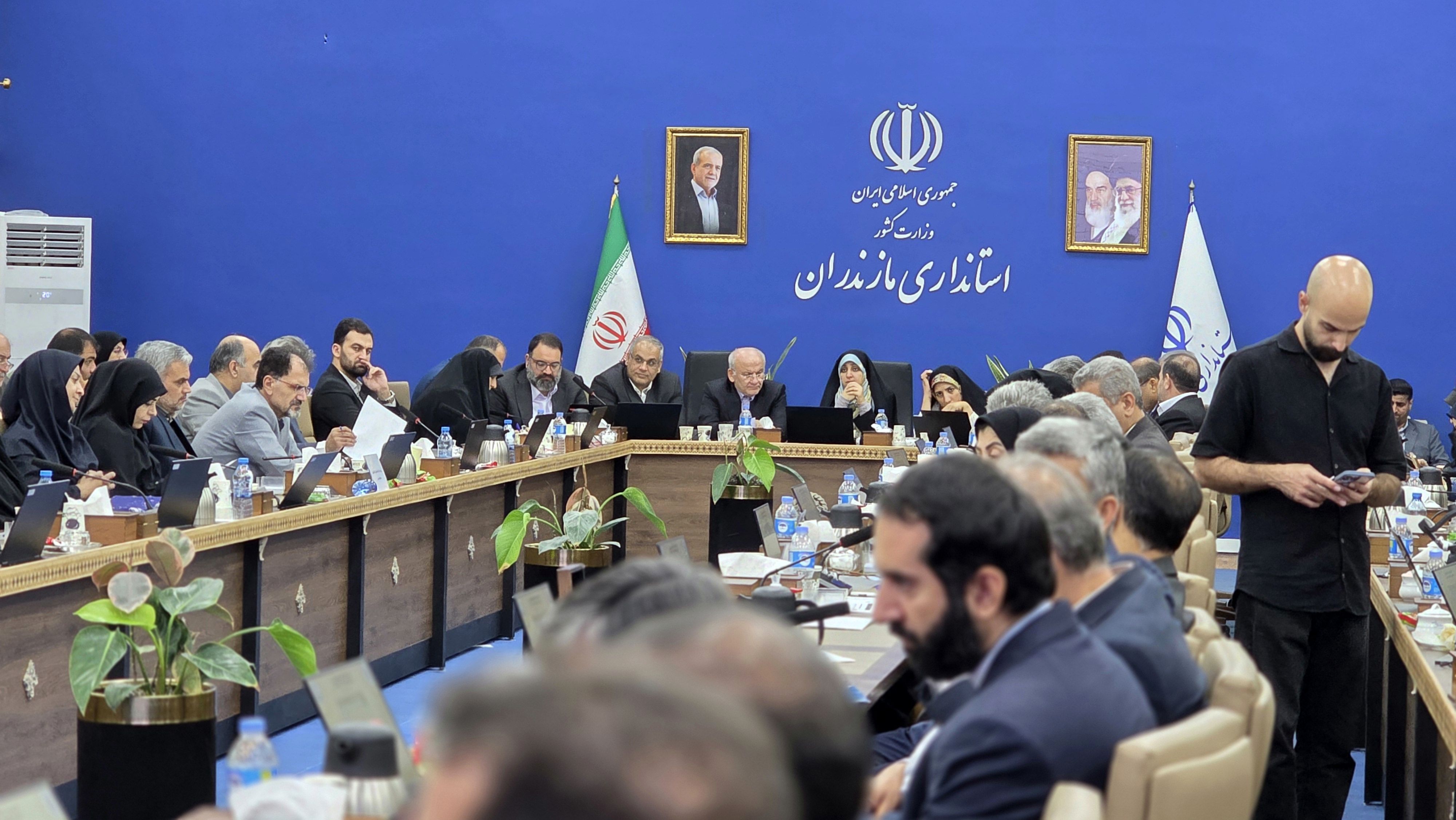 جلسه شورای برنامه‌ریزی و توسعه مازندران با حضور معاون رئیس‌جمهور