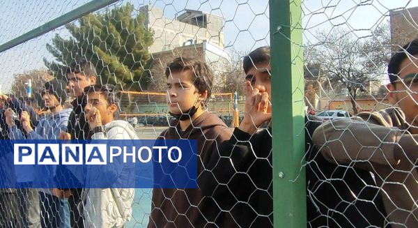 گذری بر فینال مسابقات فوتسال درون مدرسه دبیرستان شاهد ابوذر غفاری 