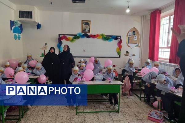 مراسم جشن شکوفه‌‎ها در دبستان شاهد حاج تقی آقا بزرگ مشهد 